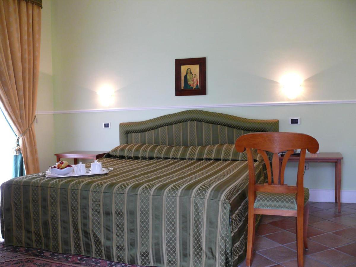 Palazzo Del Capo Hotell Cittadella del Capo Eksteriør bilde